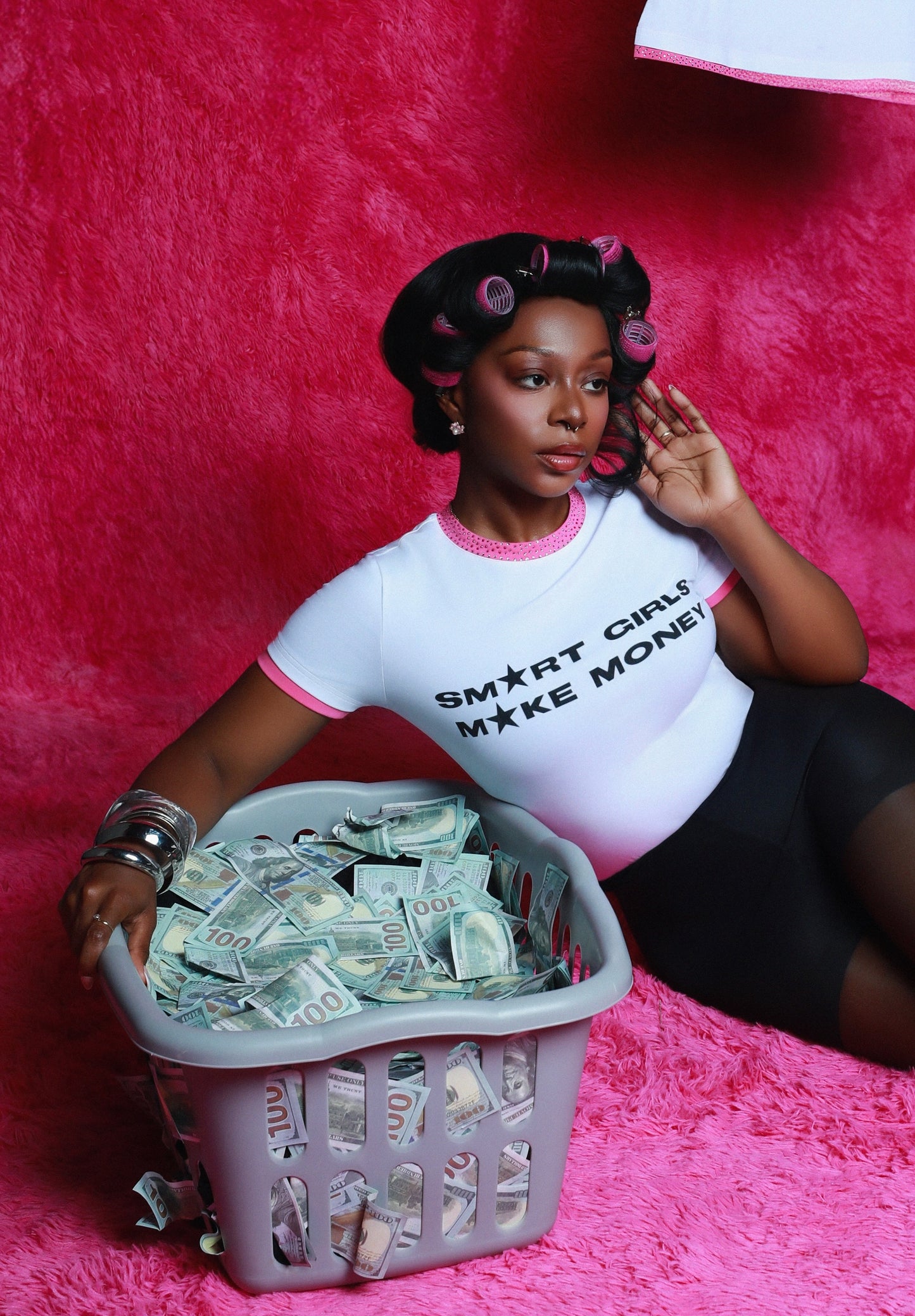 SMART GIRLS MAKE MONEY